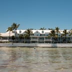 Oceanfront Luxury Suite 3
