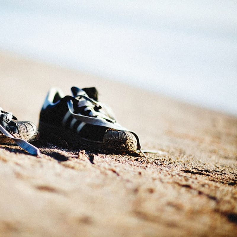 Island Breeze Sneakers