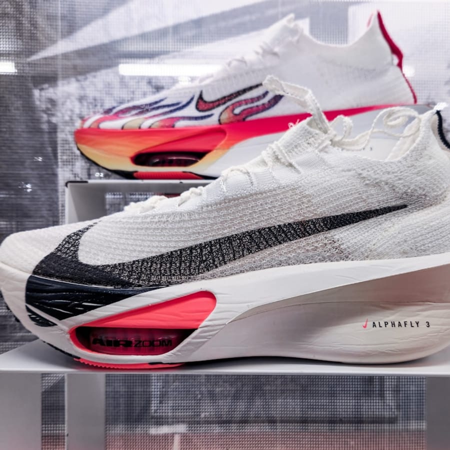 Lightweight Running Sneakers