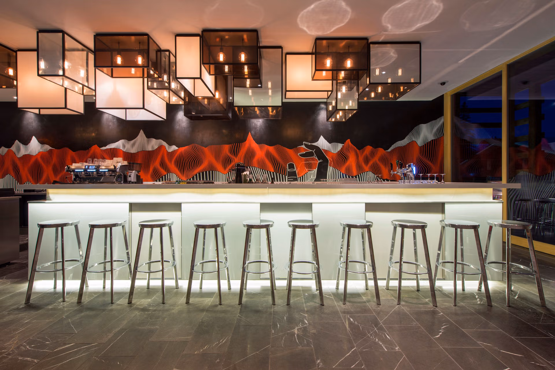 01 w verbier w living room bar