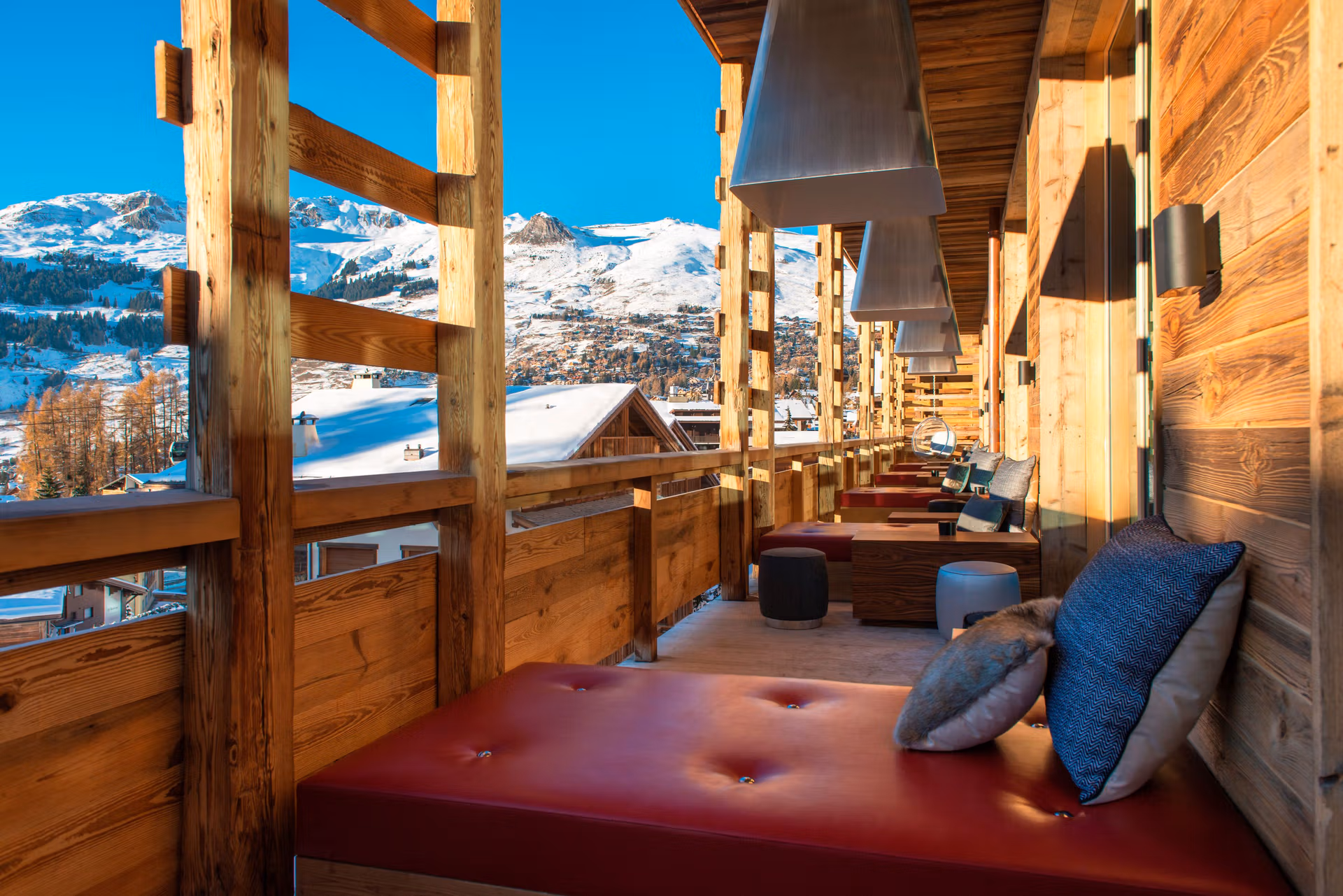 05 w verbier w living room terrace