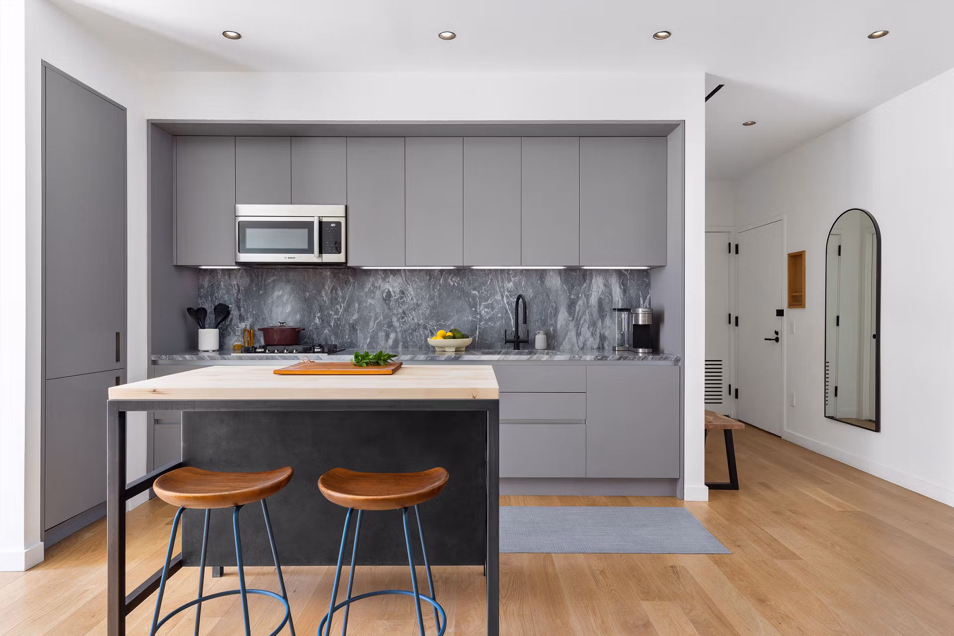 704 Kitchen credit Donna Dotan