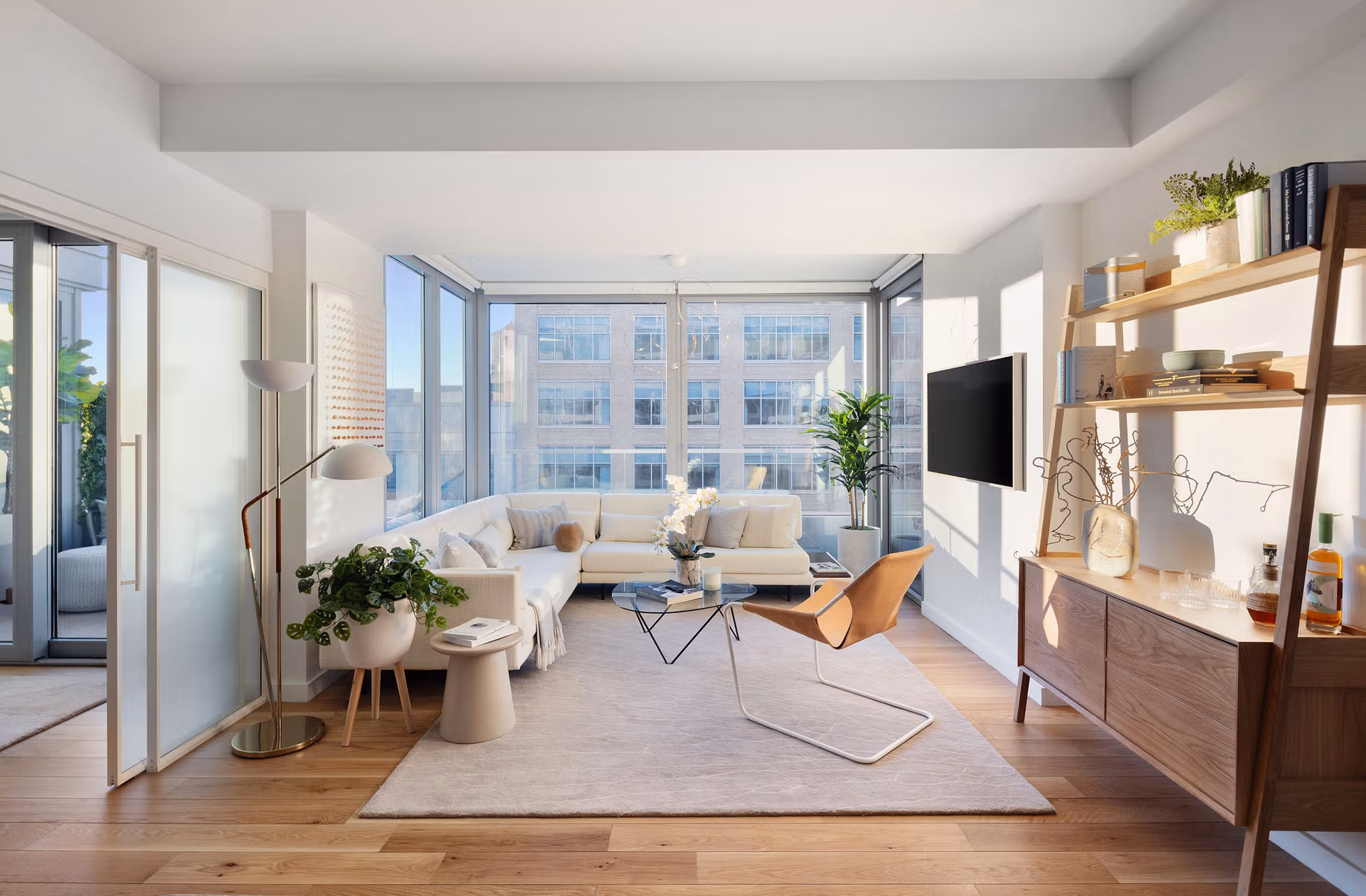 Living Room with Sun credit Donna Dotan