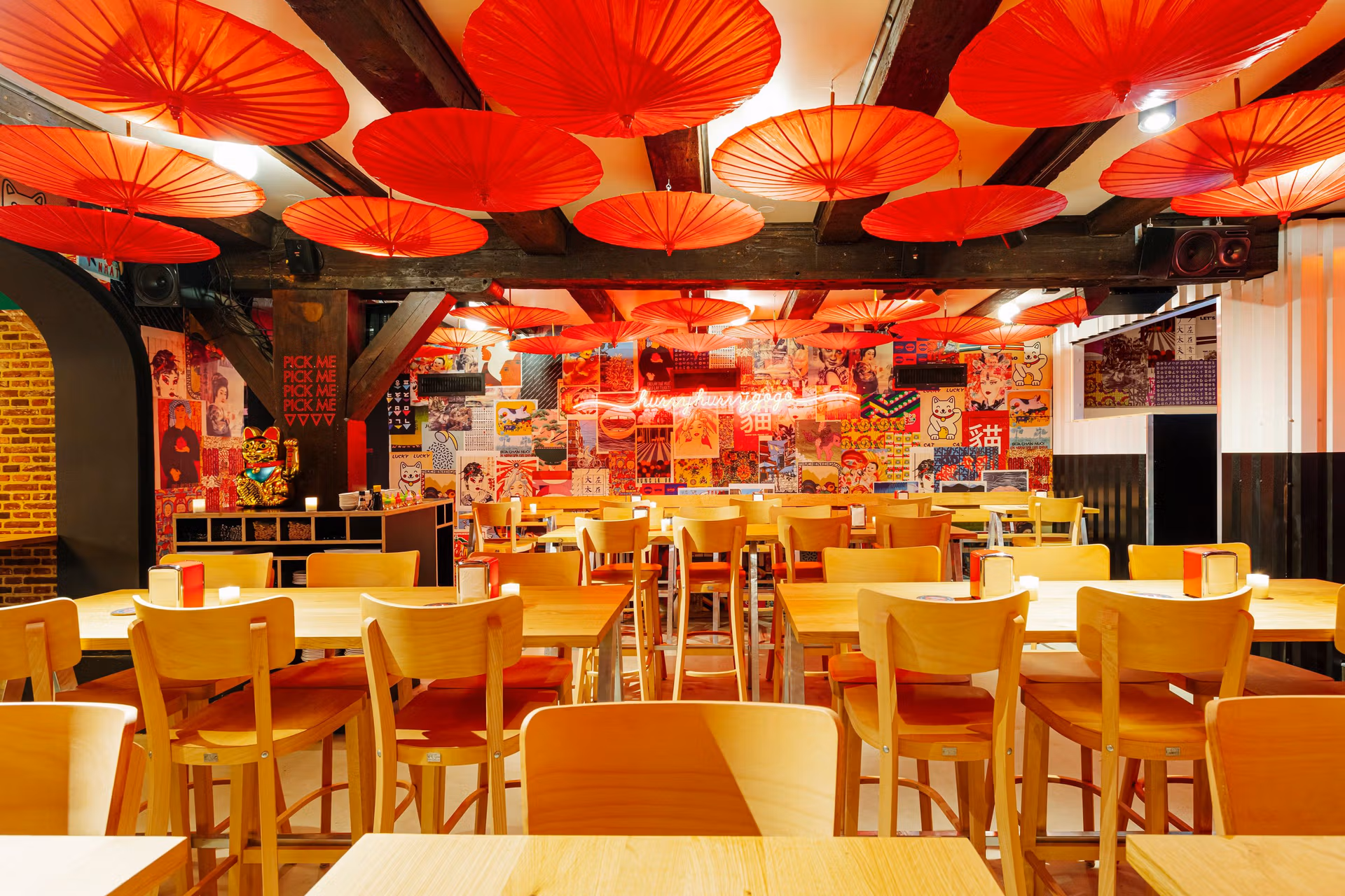 Hhjj downtown restaurant overview 00 HR