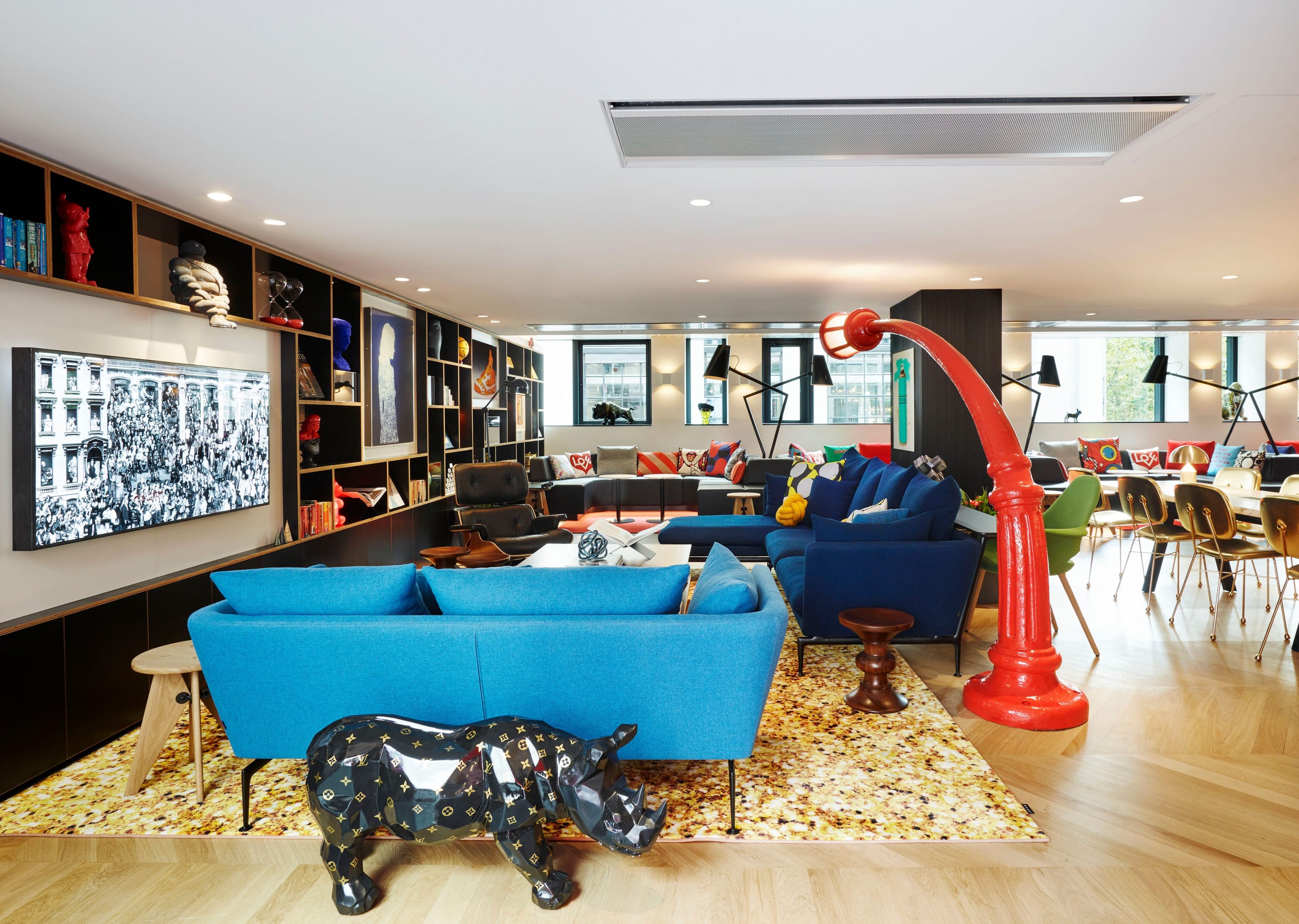 02 citizen M PCE living room