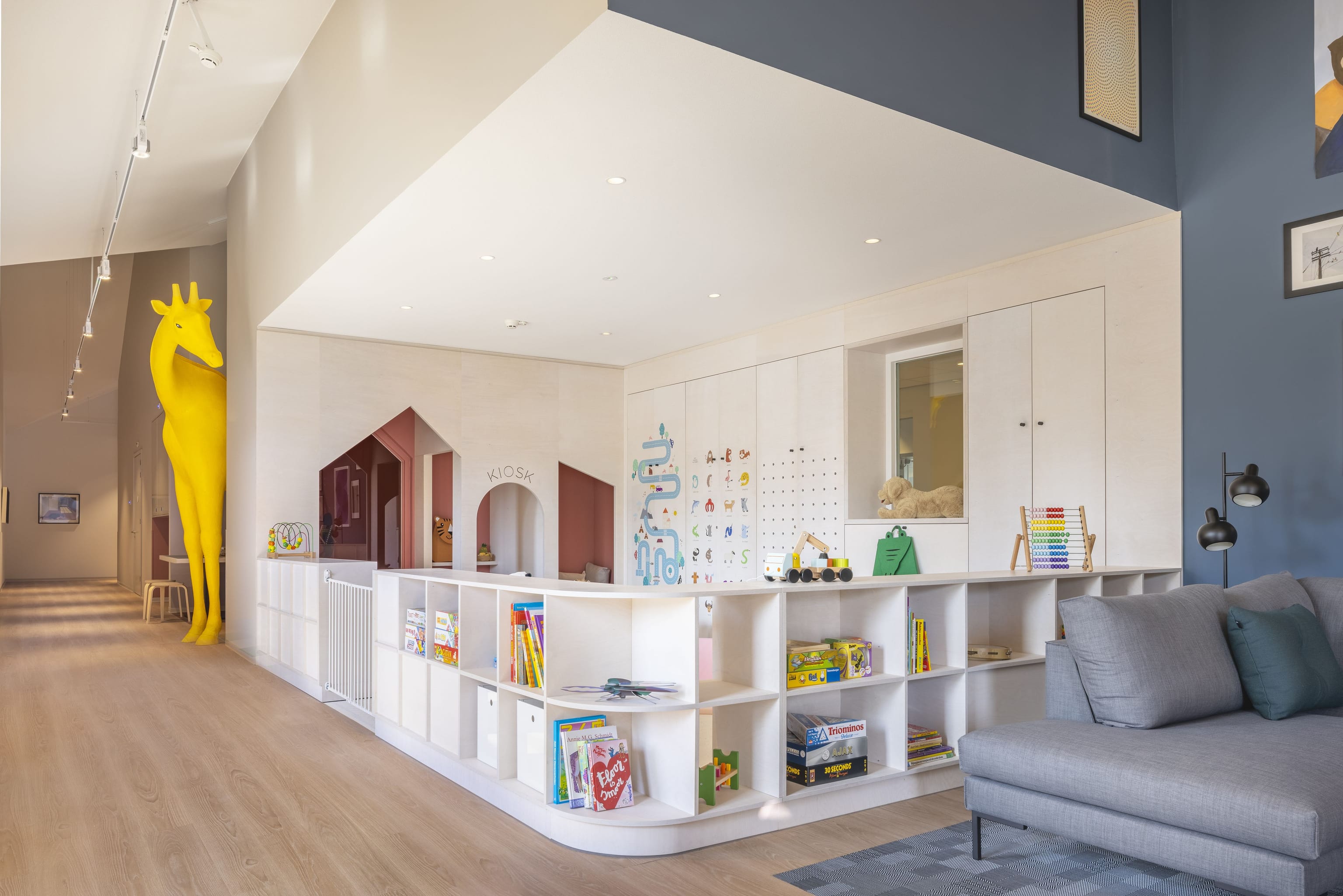 06 concrete JPH Woutervander Sar playroom01