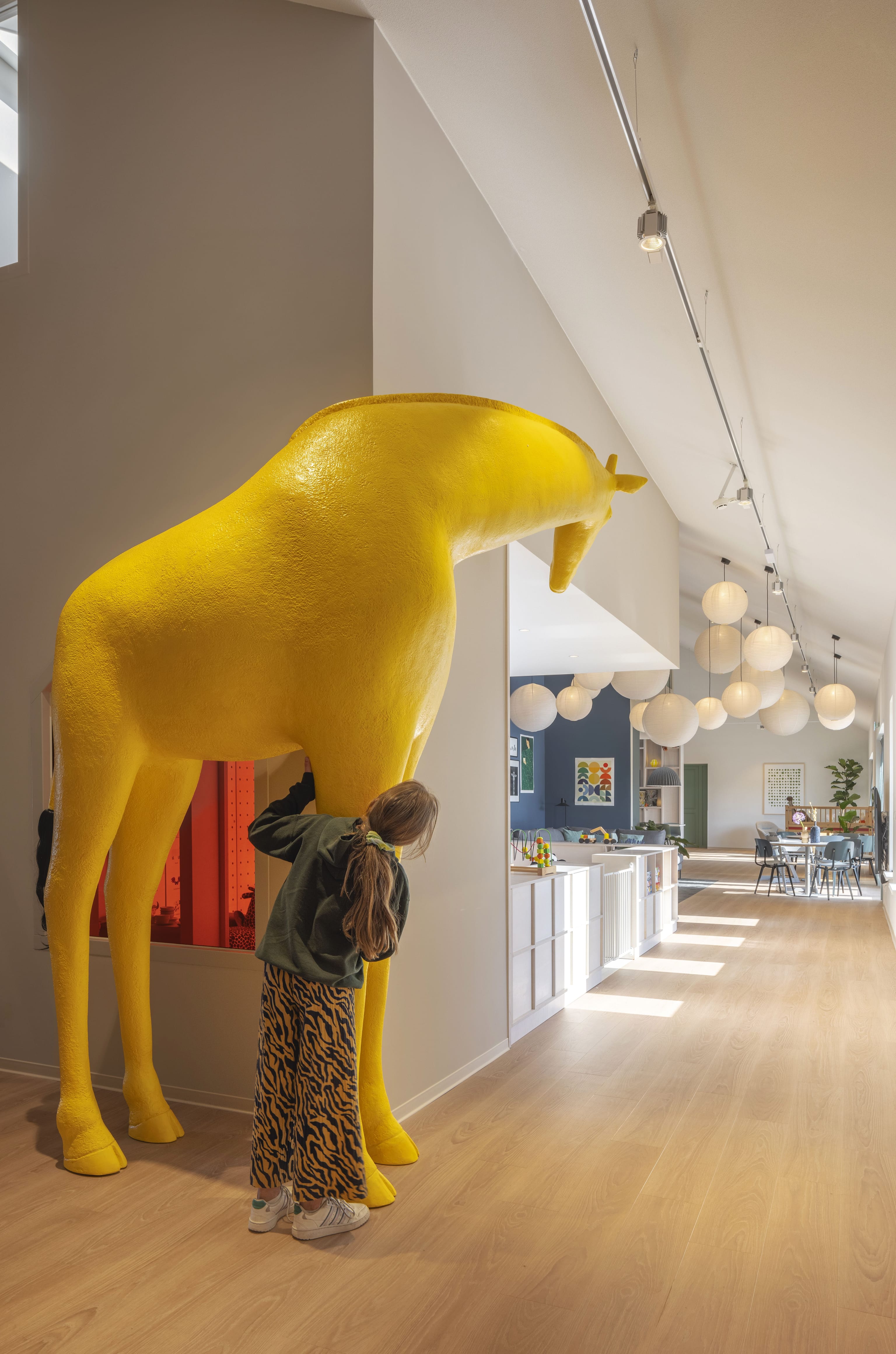 09 concrete JPH Woutervander Sar giraffe