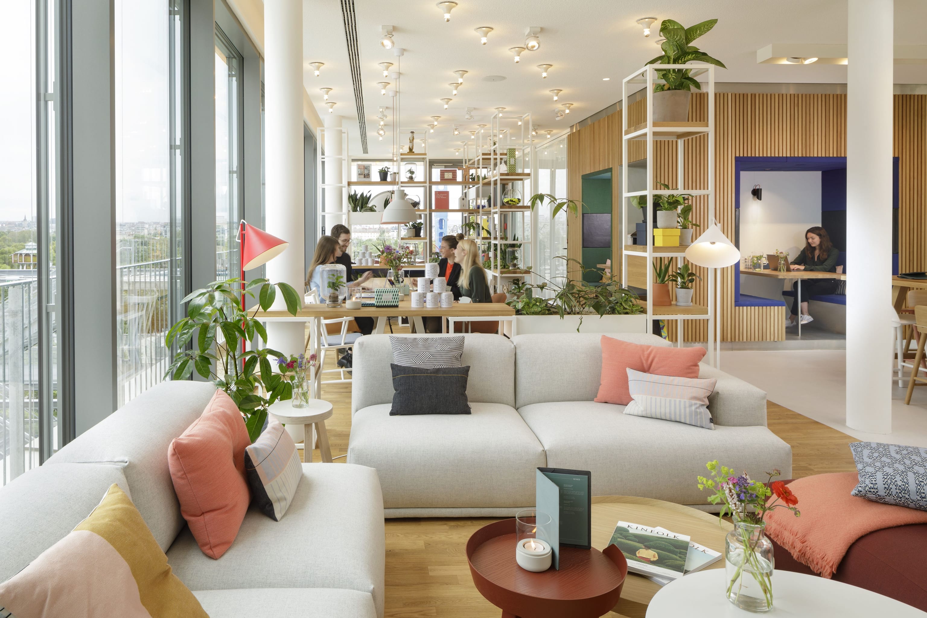3 ZOKU Wien livingroom