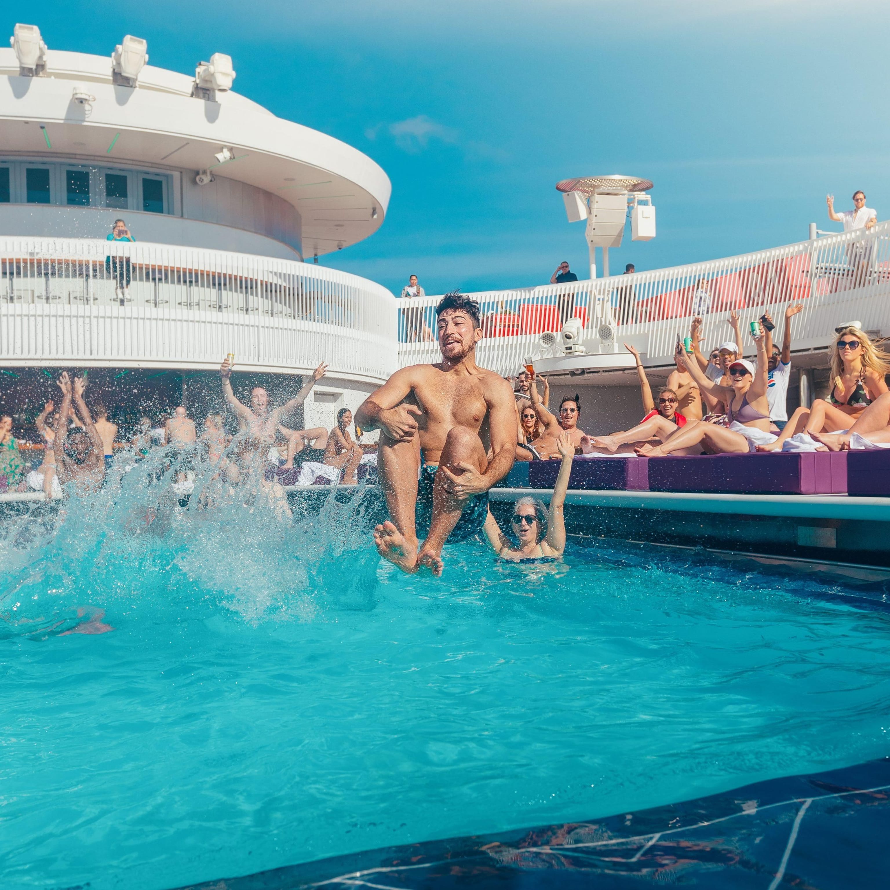IMG WEL Pool Party Jump thefraserjames