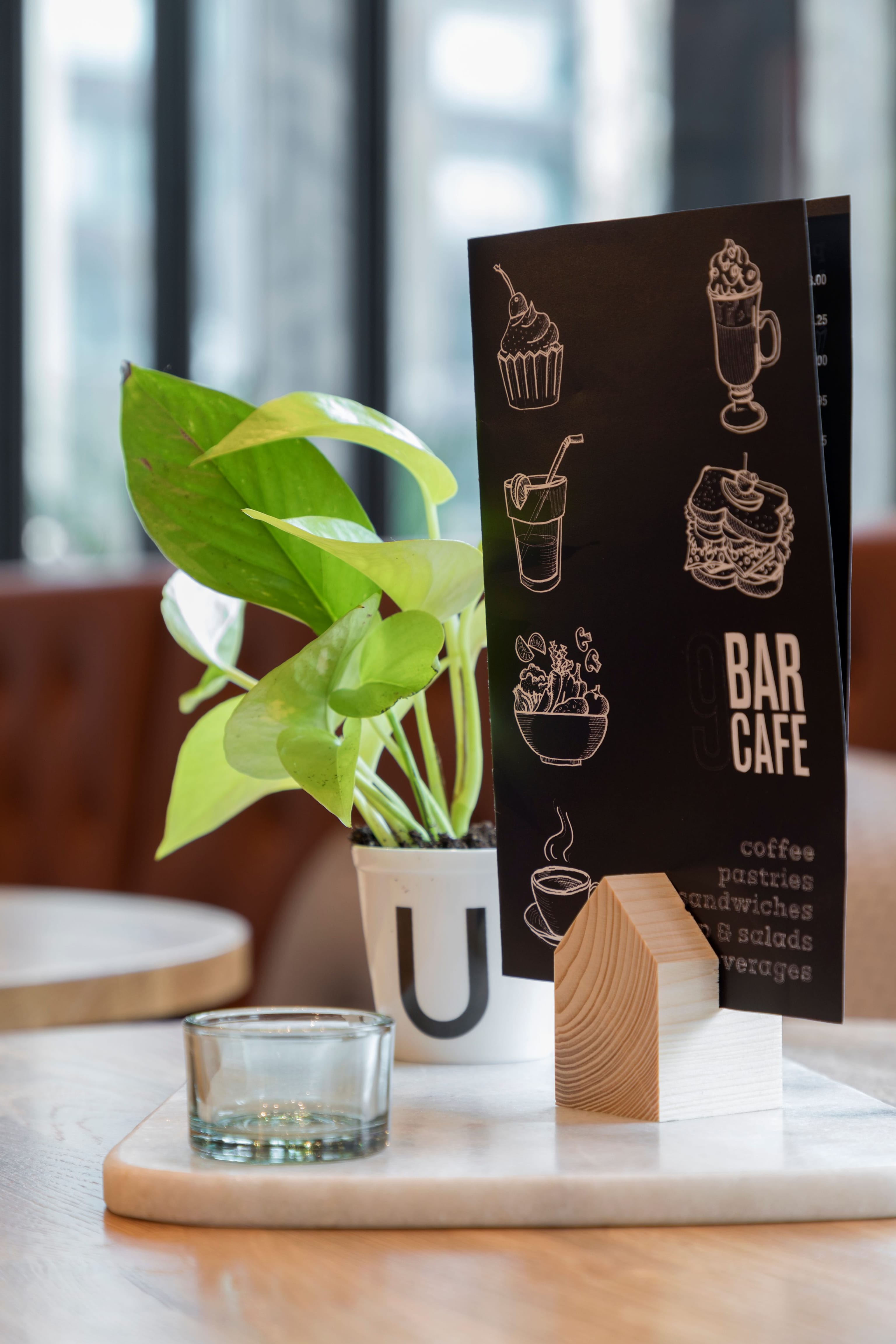 URBY JC 136
