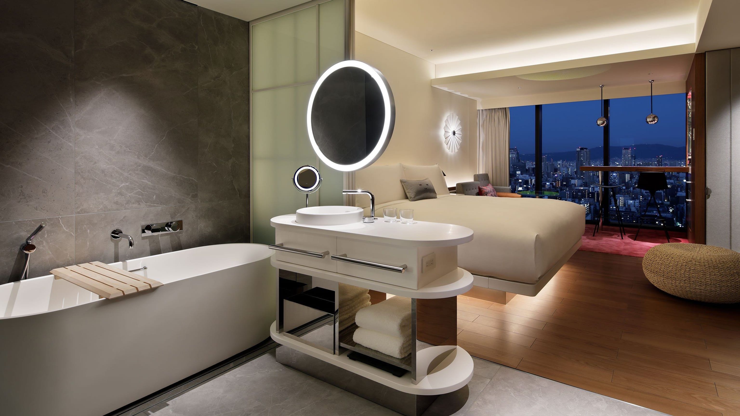 WHO OSAOW Guestroom Wonderful King 01