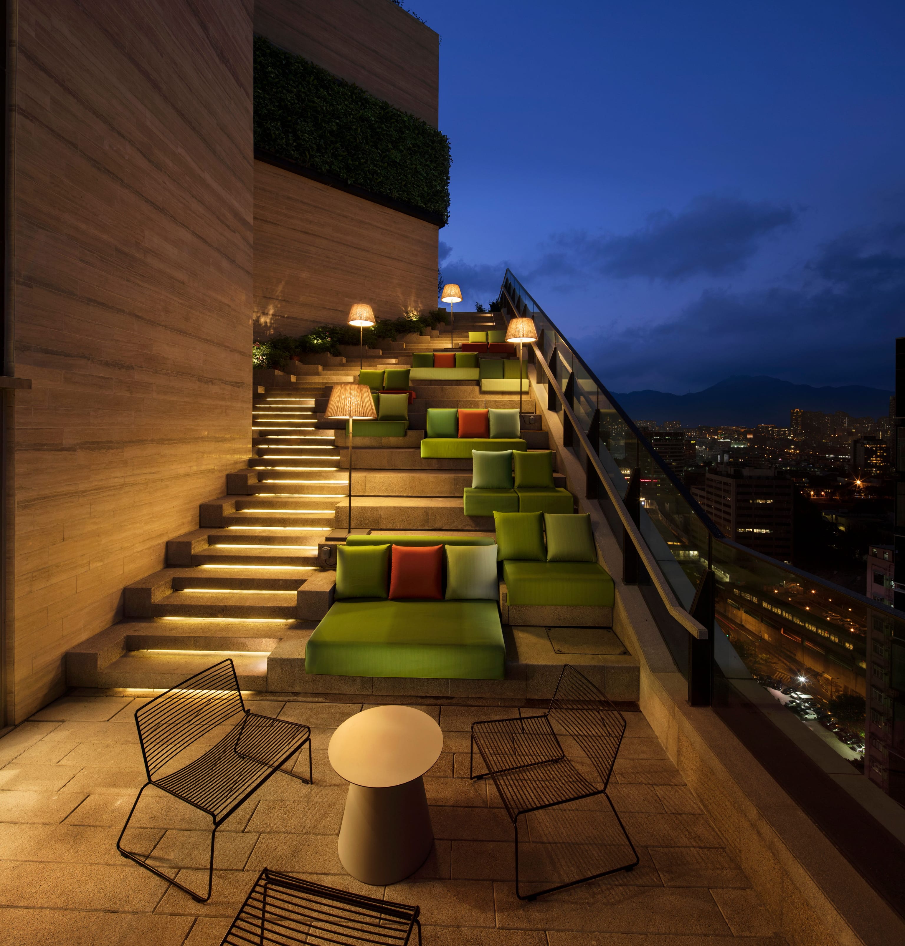 Skypark grandstaircase F27 copy