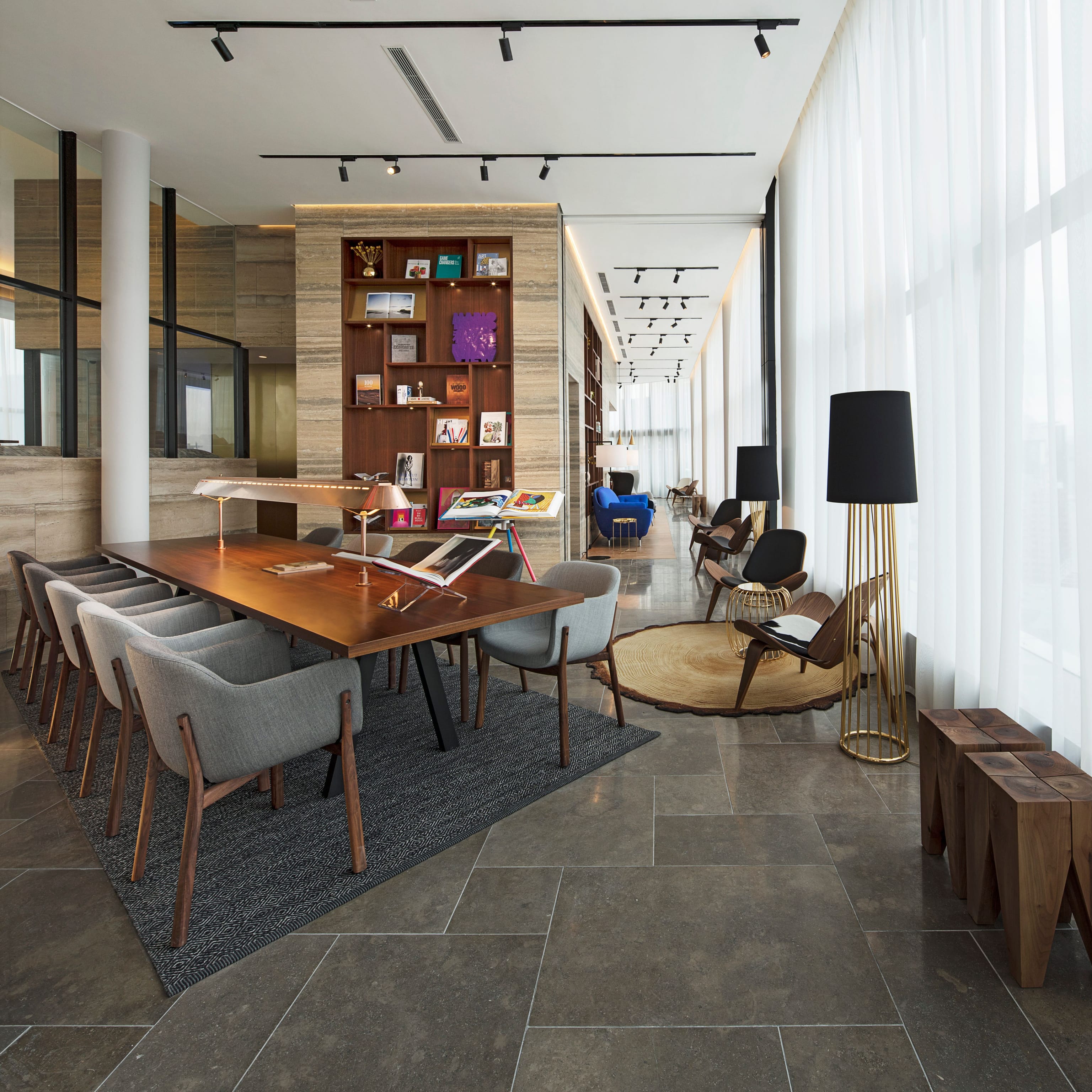 Skypark skylibrary F27