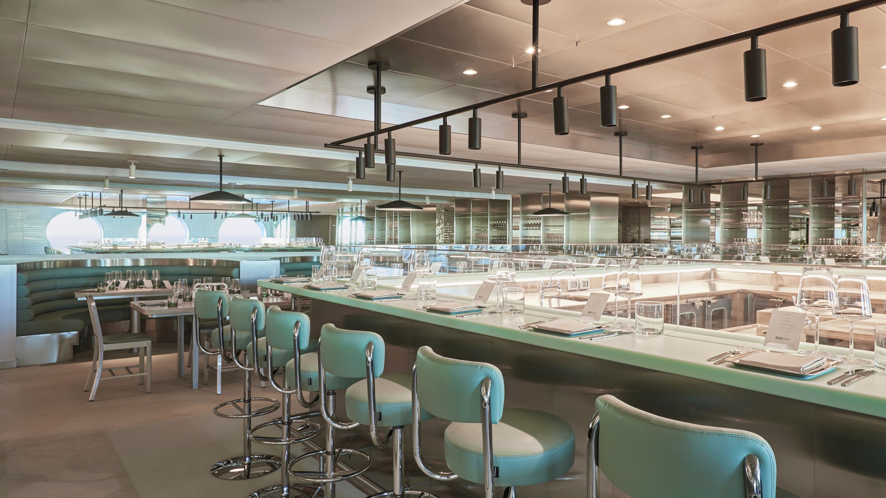 Testkitchen restaurant virginvoyages02