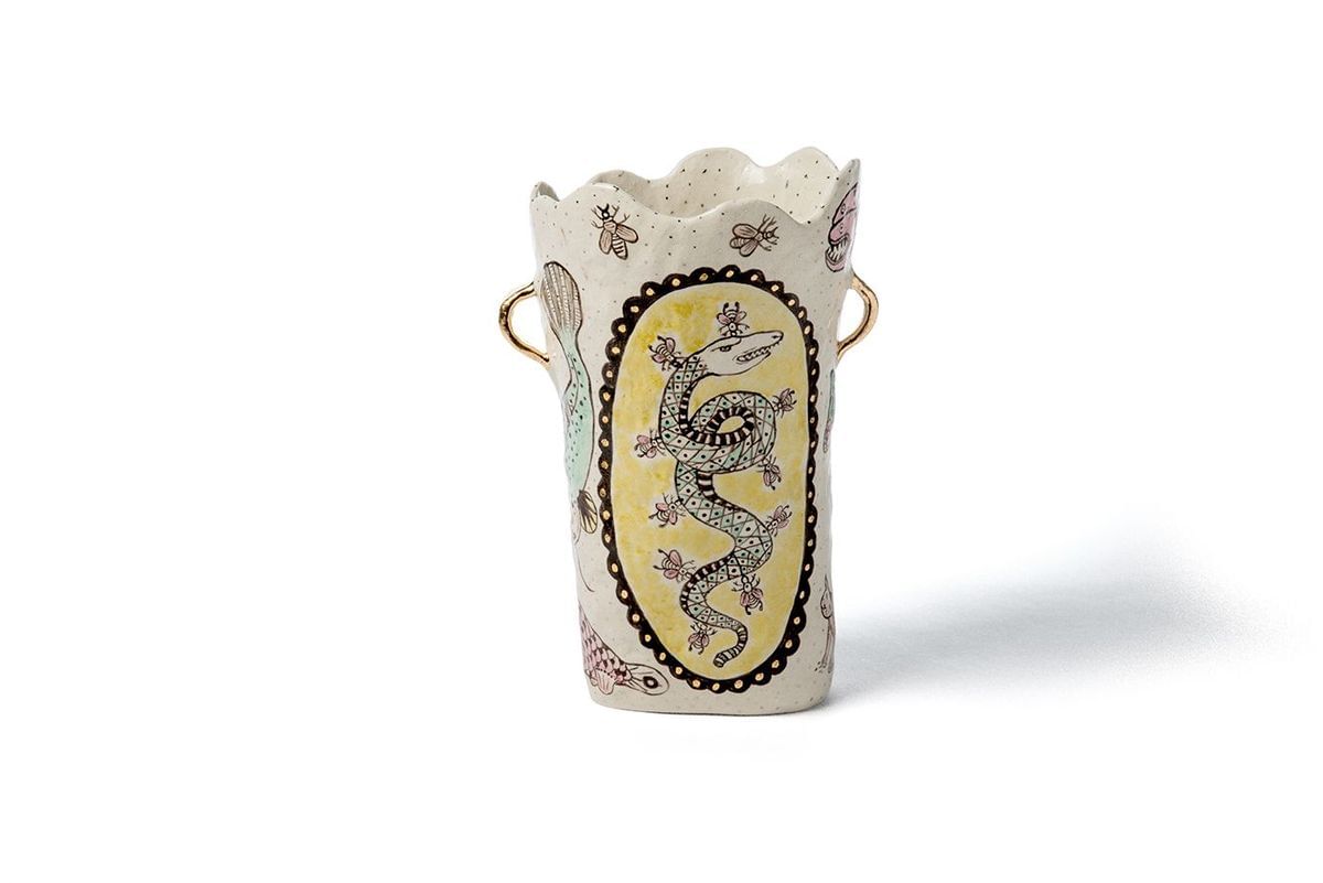 Vipoo Srivilasa - Magic Pot (Vase Series) (back)