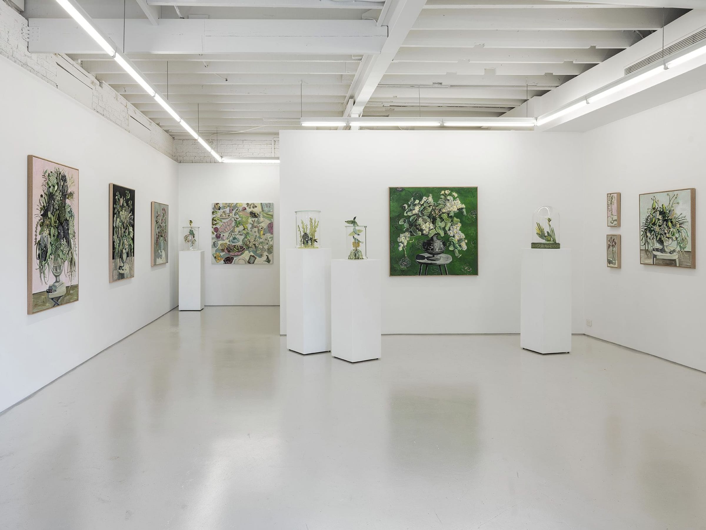 Exhibition Jane Guthleben 'Grandiflora' Edwina Corlette