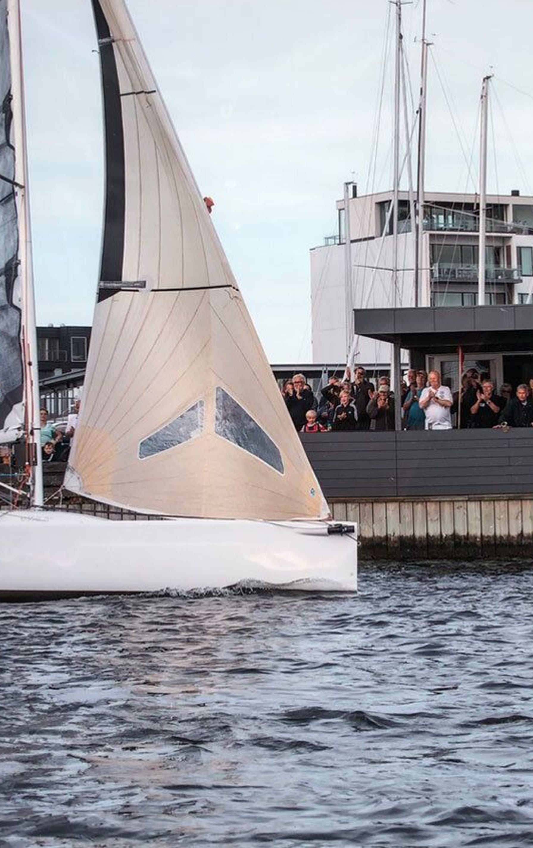 Schollmeyer gewinnt vegvisir race mit unserer esse850