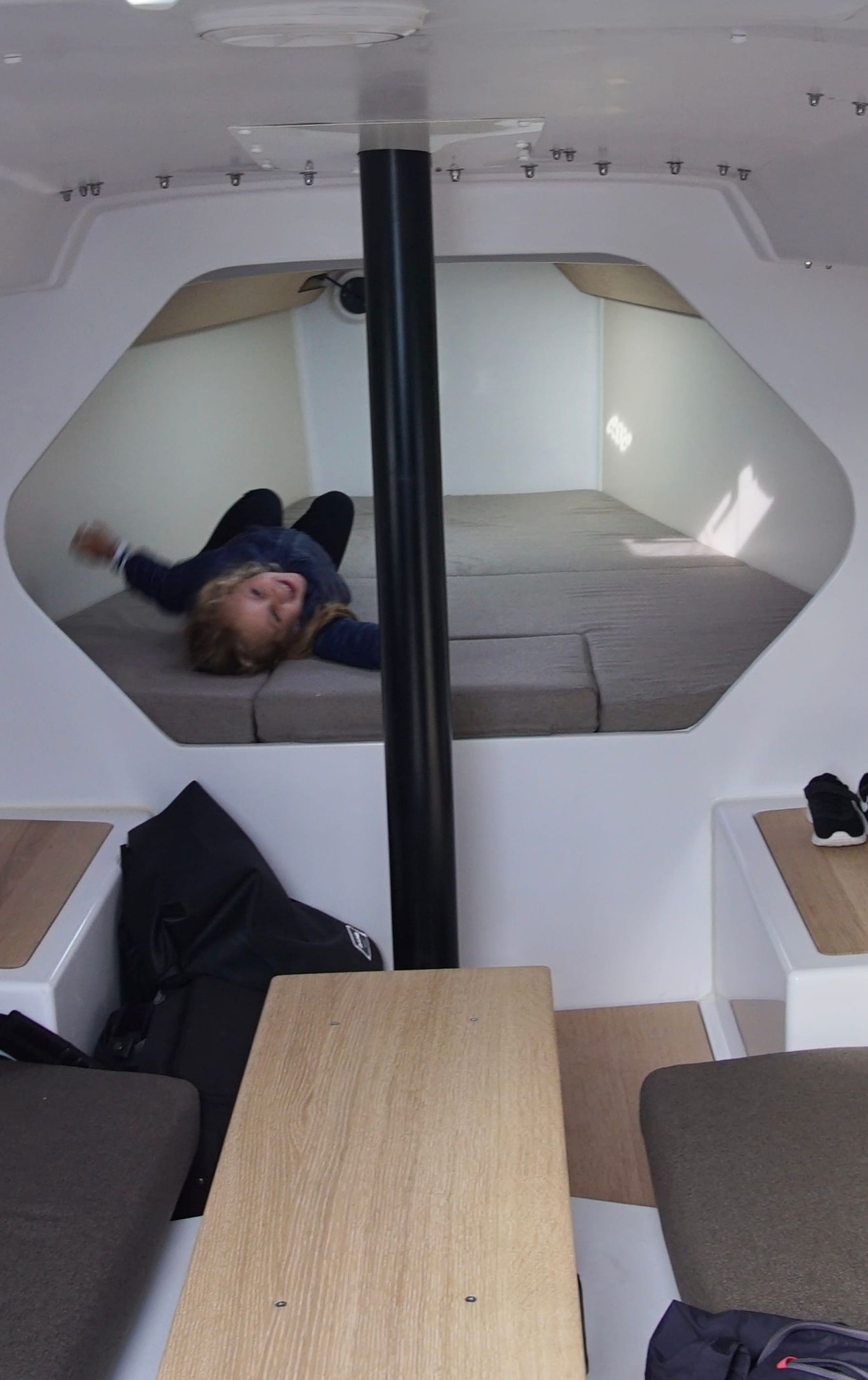 Die Esse 330 und Ihr Innenraum: Der Innenraum der esse 330 ist stilvoll und hell, bietet genug Platz für bequeme Übernachtungen oder zum Entspannen