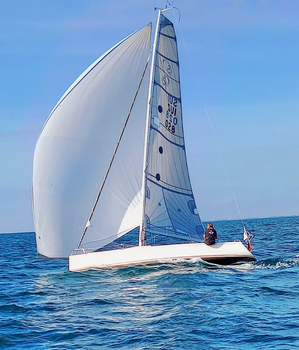 Esse 850 Silverruder