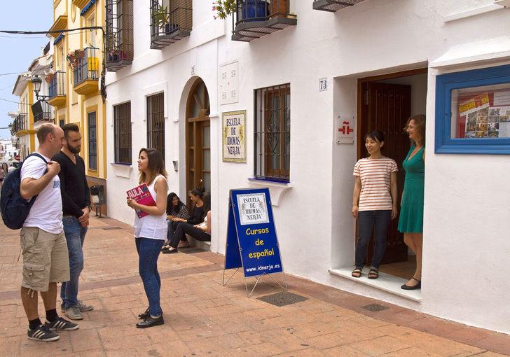 Escuela de Idiomas Nerja