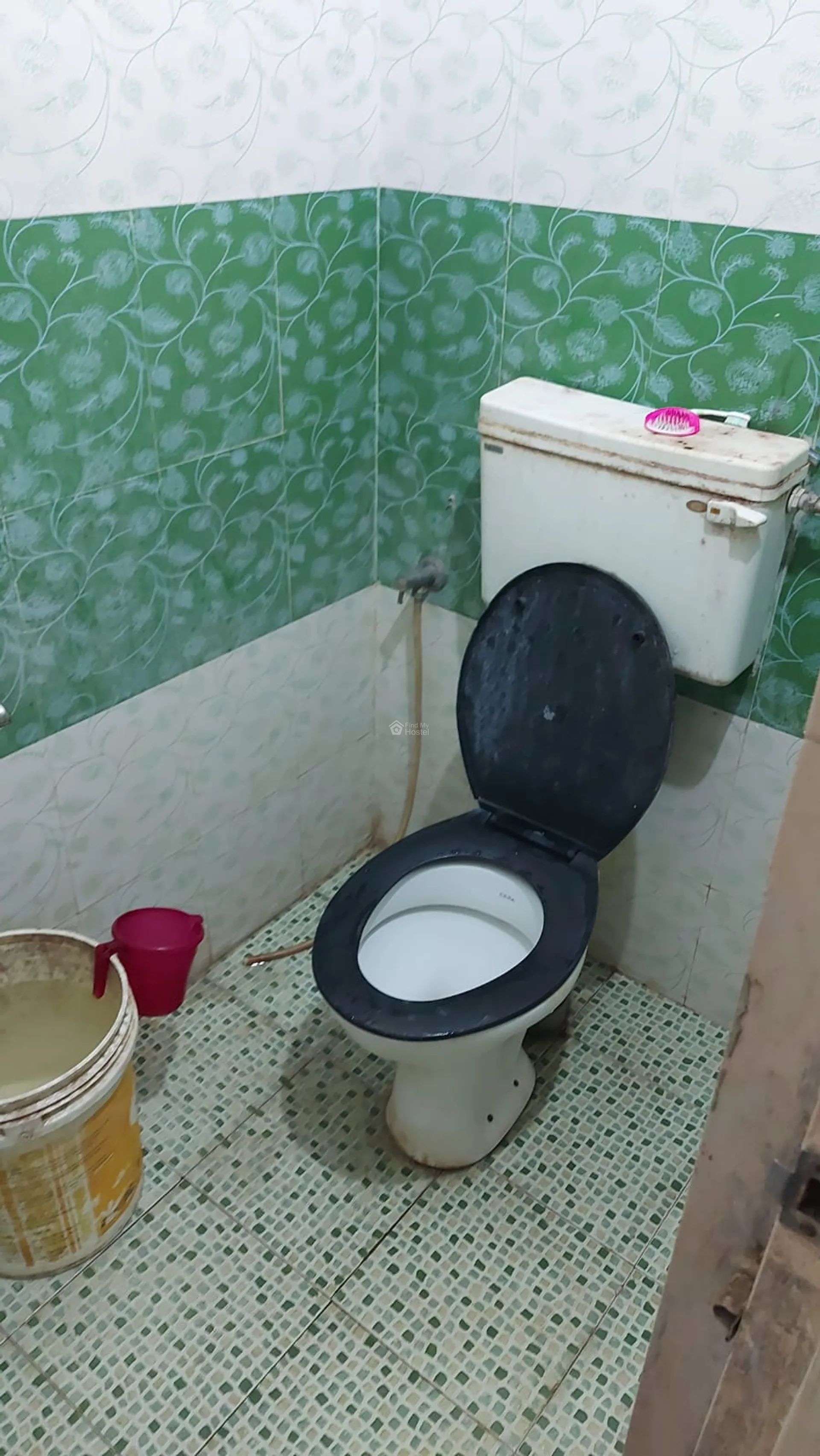 Aji's boys hostel in Vyttila, Ernakulam — photo 2