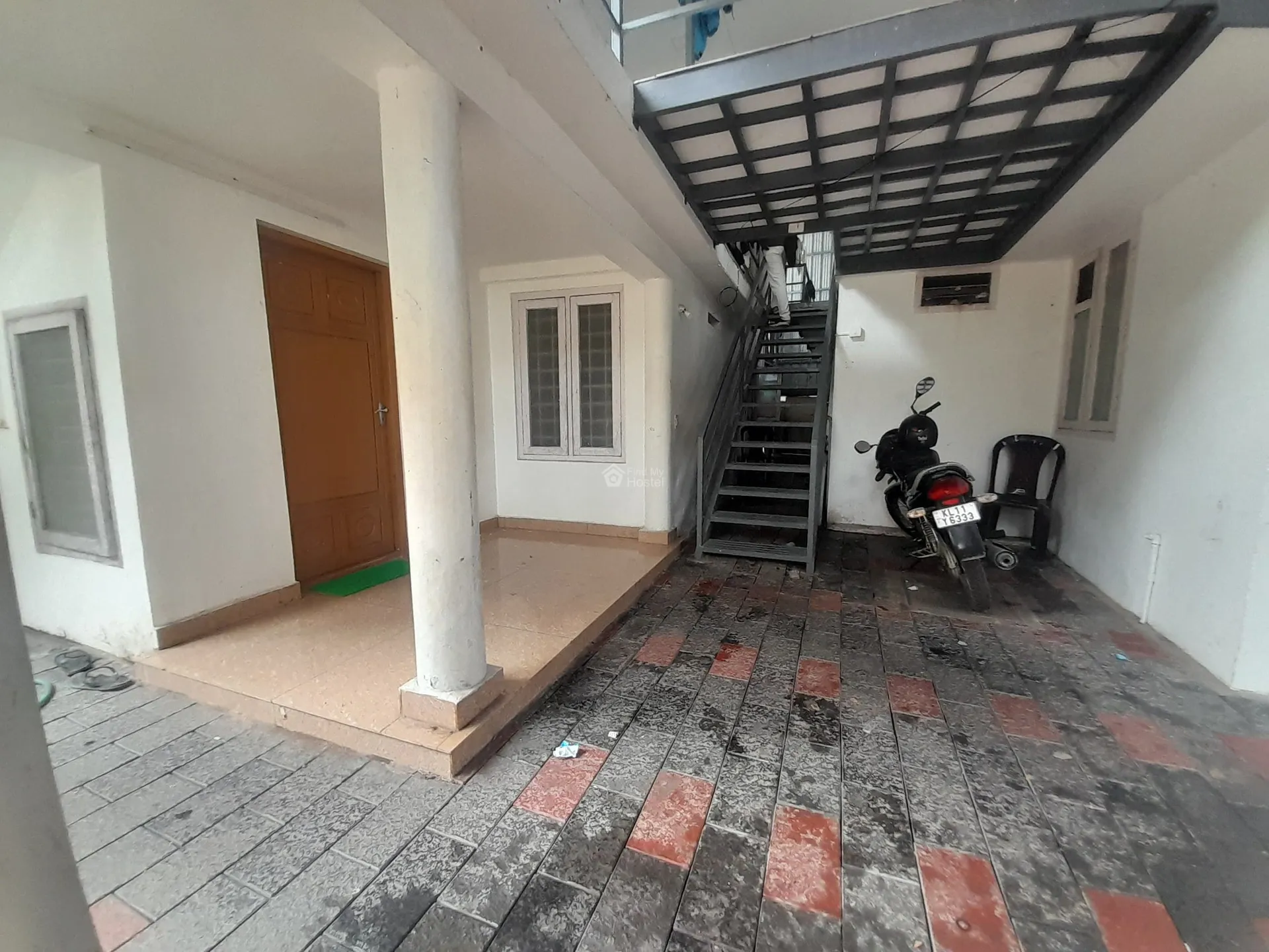 Global gents hostel 5 in Vyttila, Ernakulam — photo 3