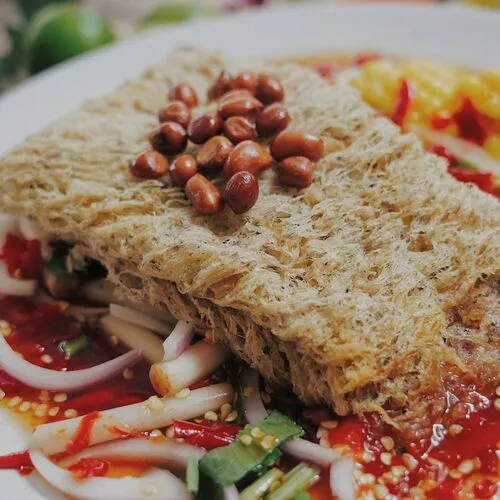Spicy Crispy Catfish Salad