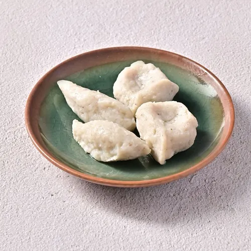 ลูกชิ้นปลากลมกับแบน 4ลูก