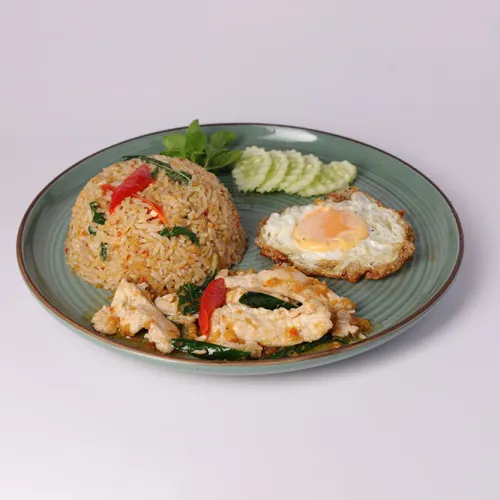 ข้าวผัดโป๊ะแตกไก่+ไข่ดาว