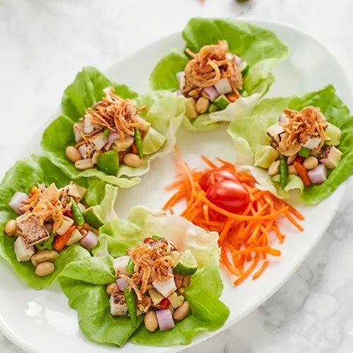 Leaf-wrapped Spicy Mushroom