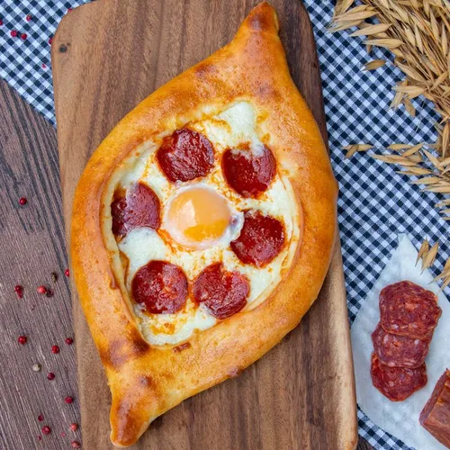 Khachapuri Pepperoni