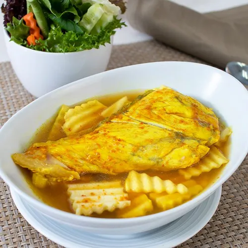 แกงเหลืองปลากะพงยอดมะพร้าวอ่อน