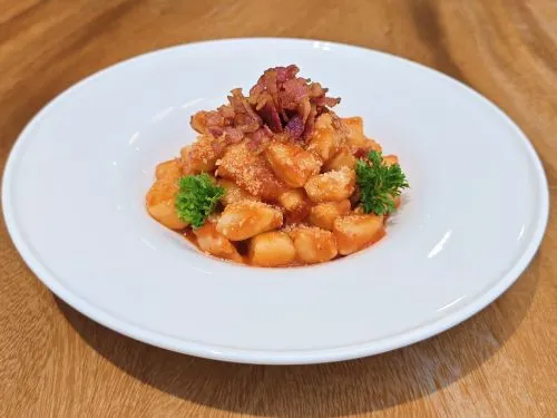 Amatriciana Pork Sauce Pasta