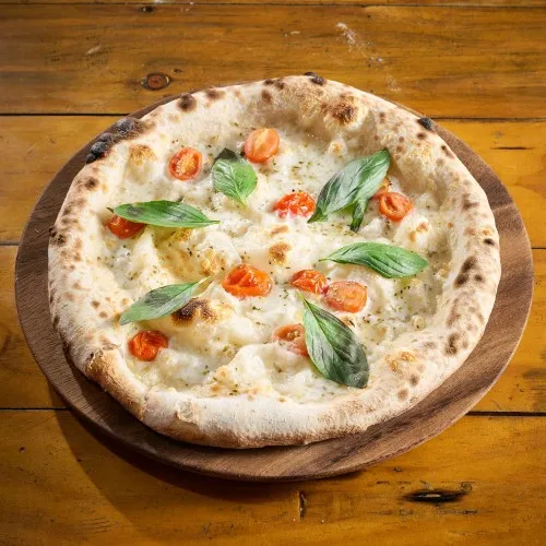Pizza Caprese