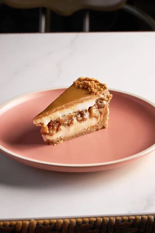 Biscoff Custard Apple Pie