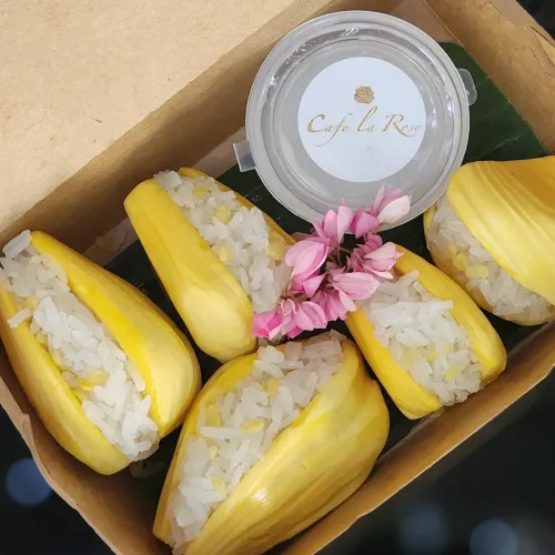 Premium Sticky Rice Stuffed In Jackfruit With Rich Coconut Cream