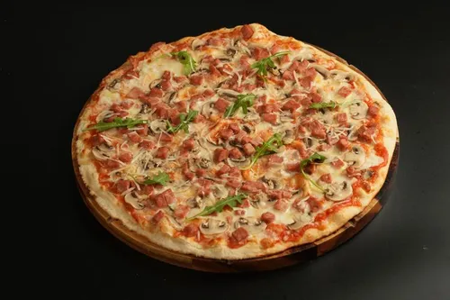 Smoked Meatloaf & Mushroom Pizza