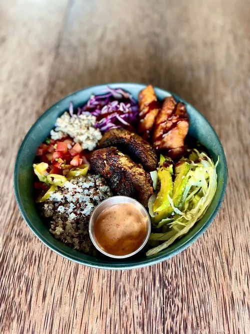 Lean Green Burger Bowl (GF)