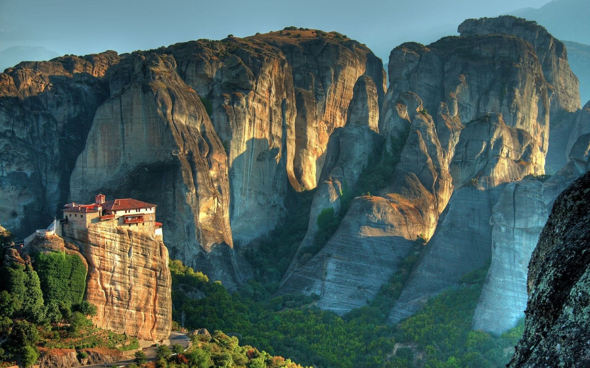 4-DAY CLASSIC TOUR - OLYMPIA, DELPHI & METEORA