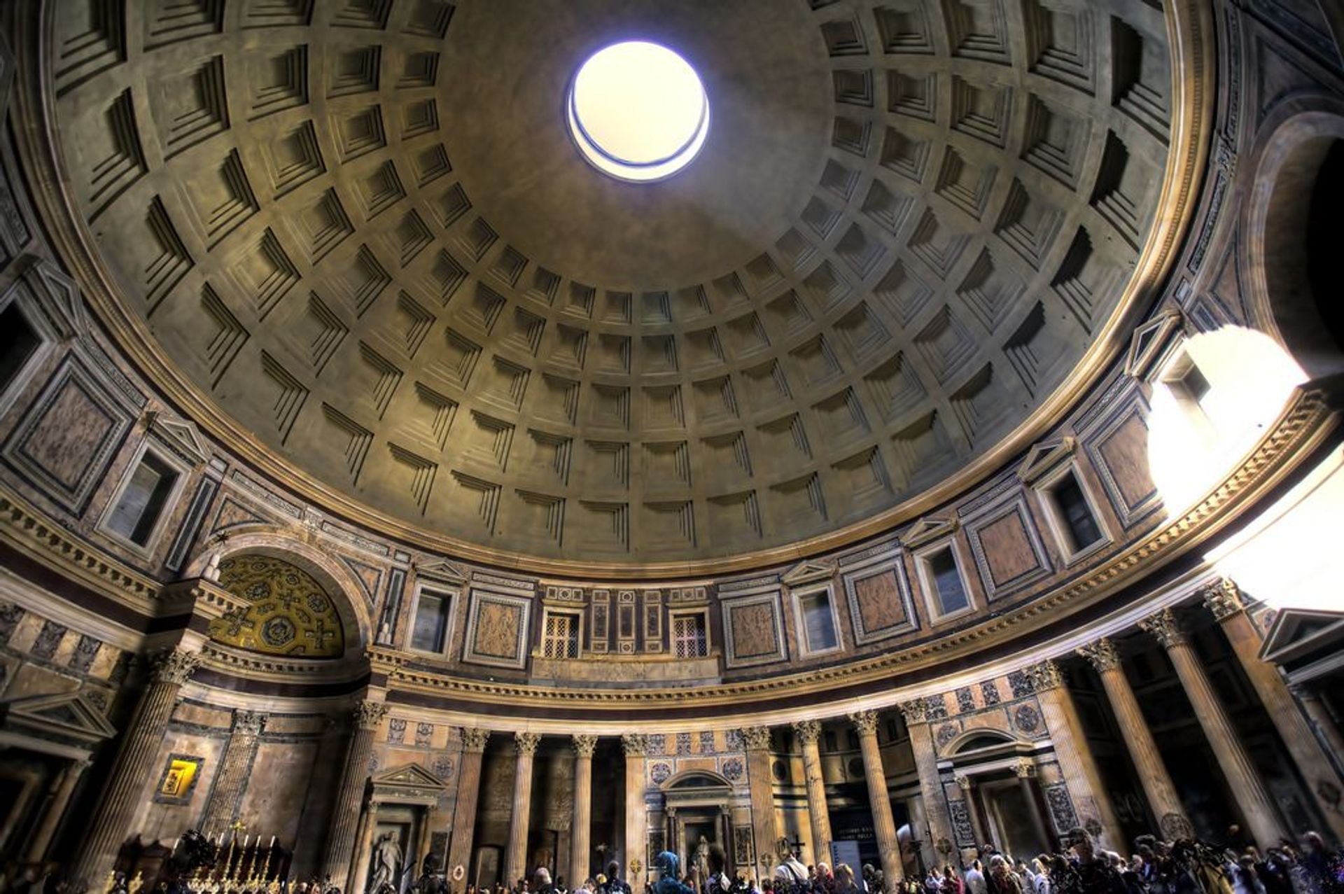 Купол пантеона в древнем Риме