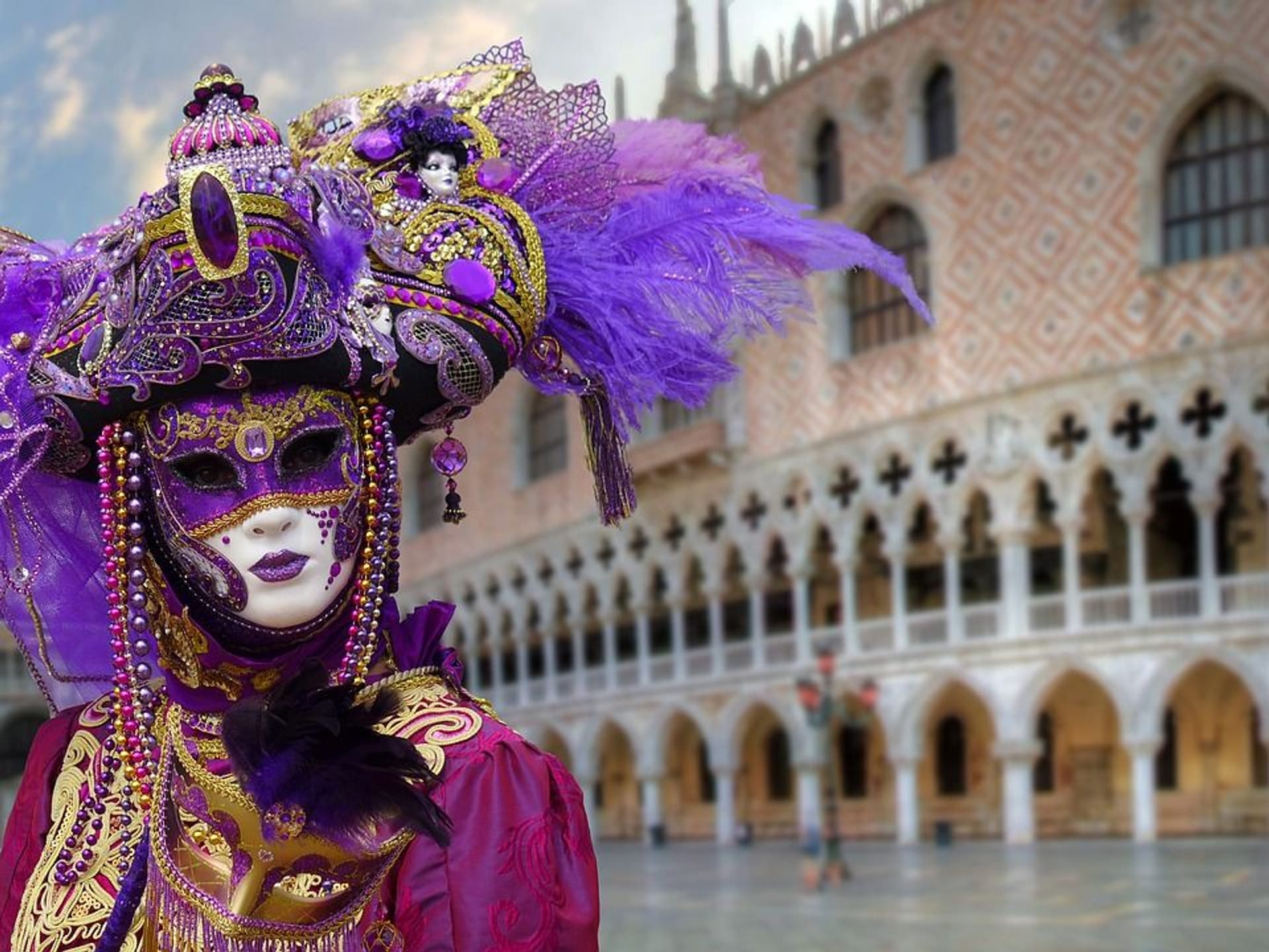VENICE BY TRAIN FROM ROME