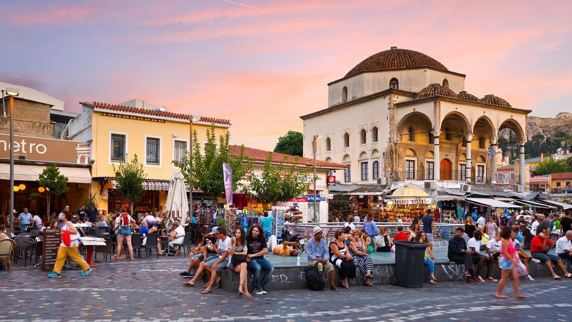 Plaza del barrio Monastiraki - Atenas