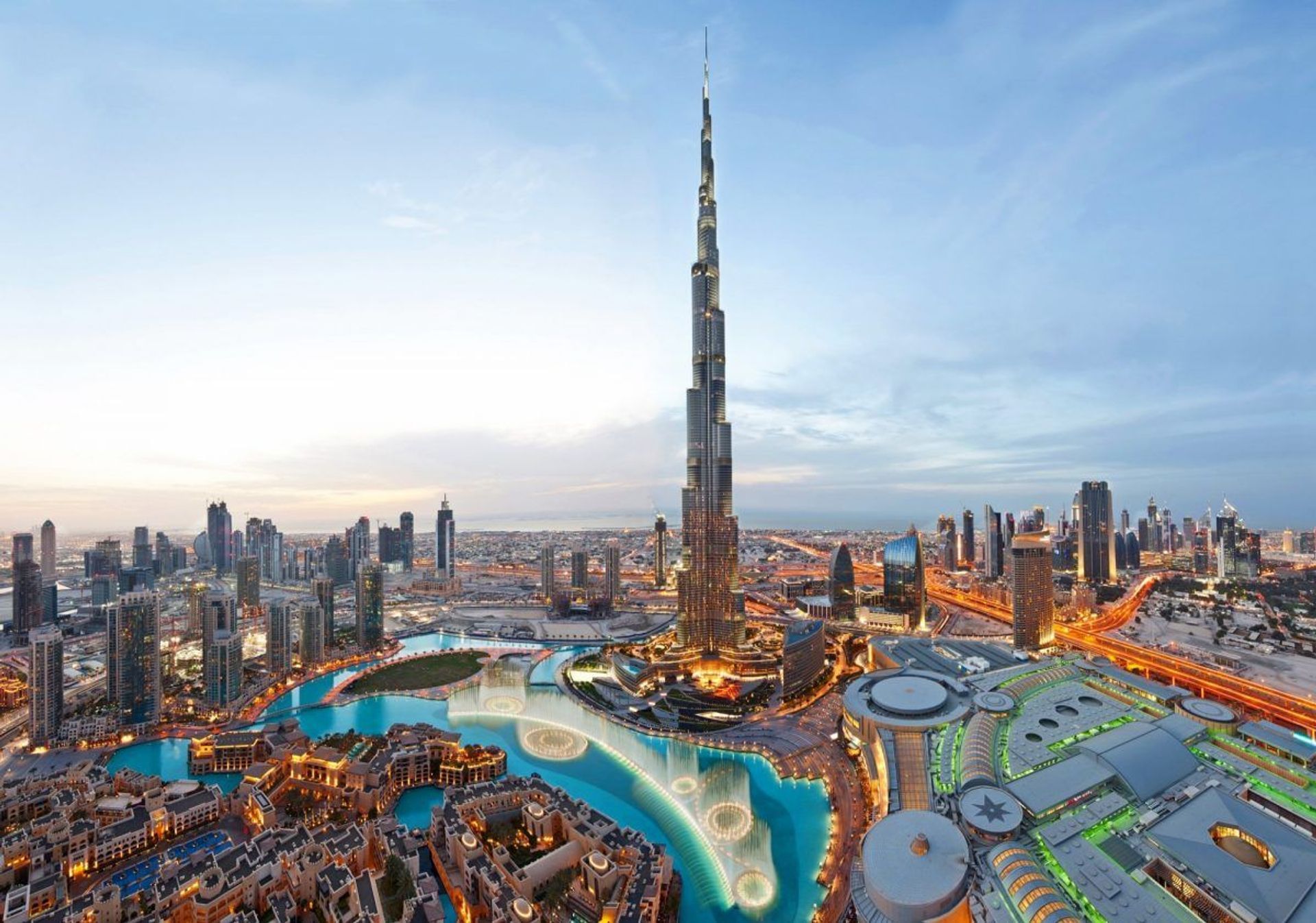 DUBAI IMPRESCINDIBLE