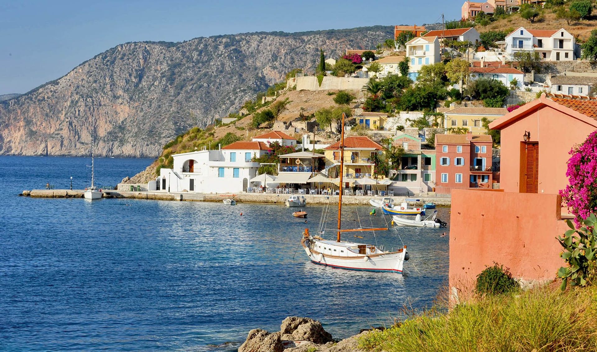Assos