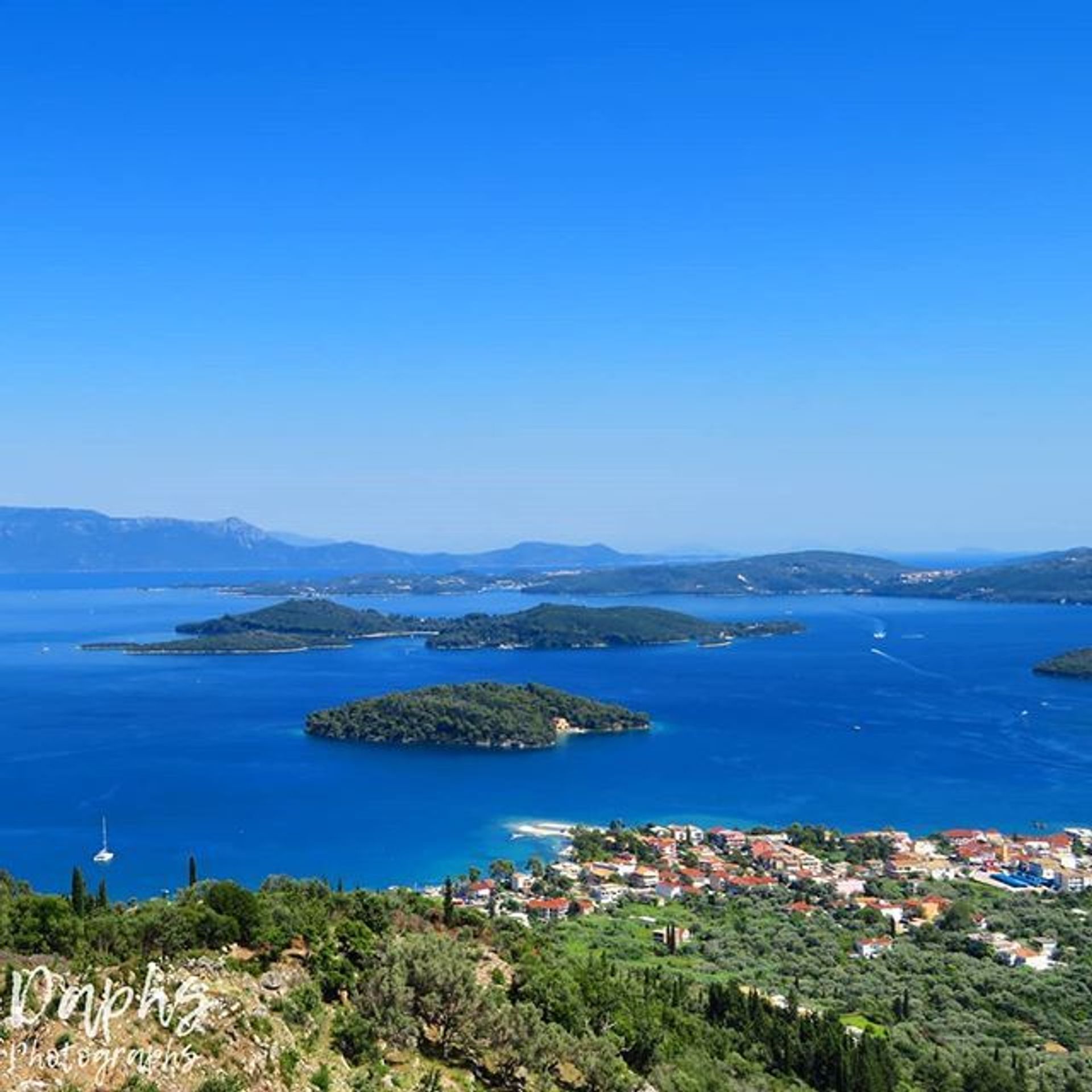 Vista panorámica de Scorpios y Madouri