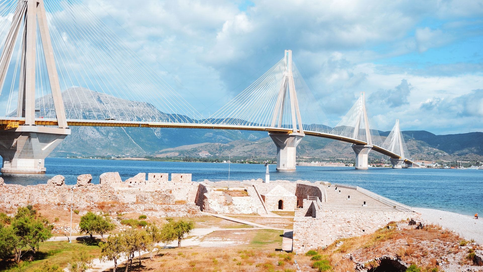Puente Río - Antirío