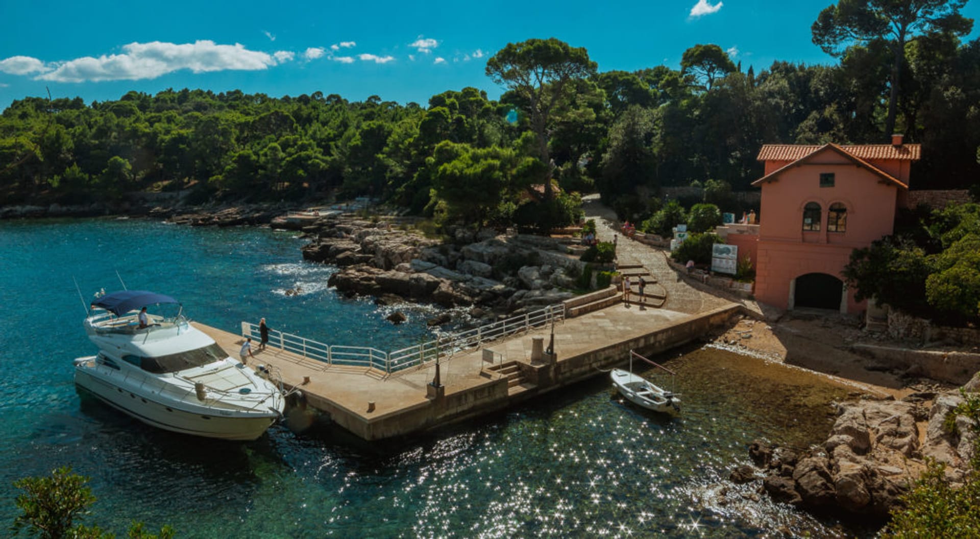 EXPLORANDO LA ISLA DE LOKRUM