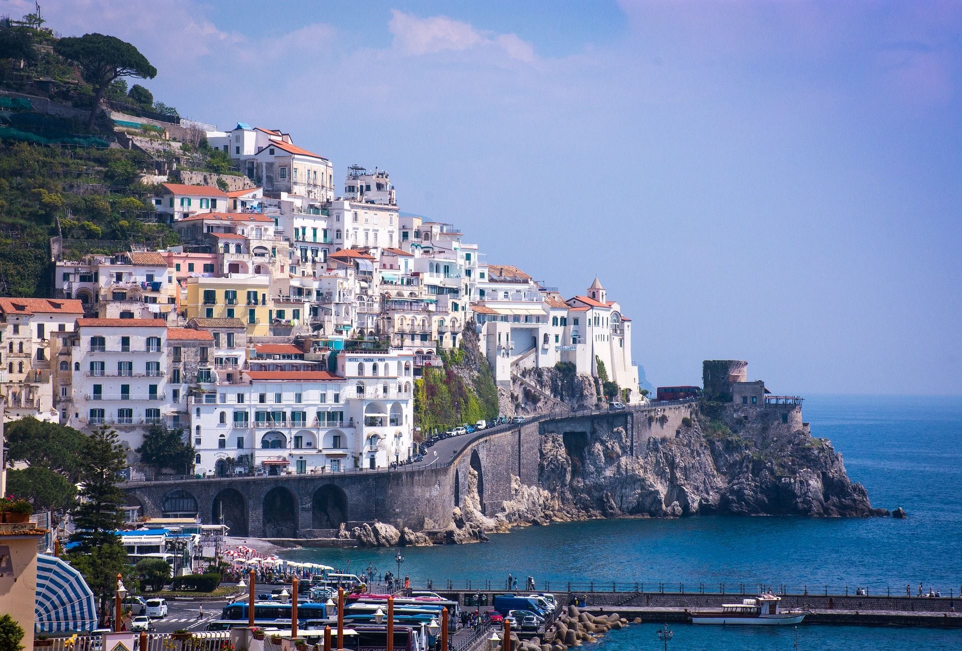 AMALFI COAST AND THE GREEK ISLANDS