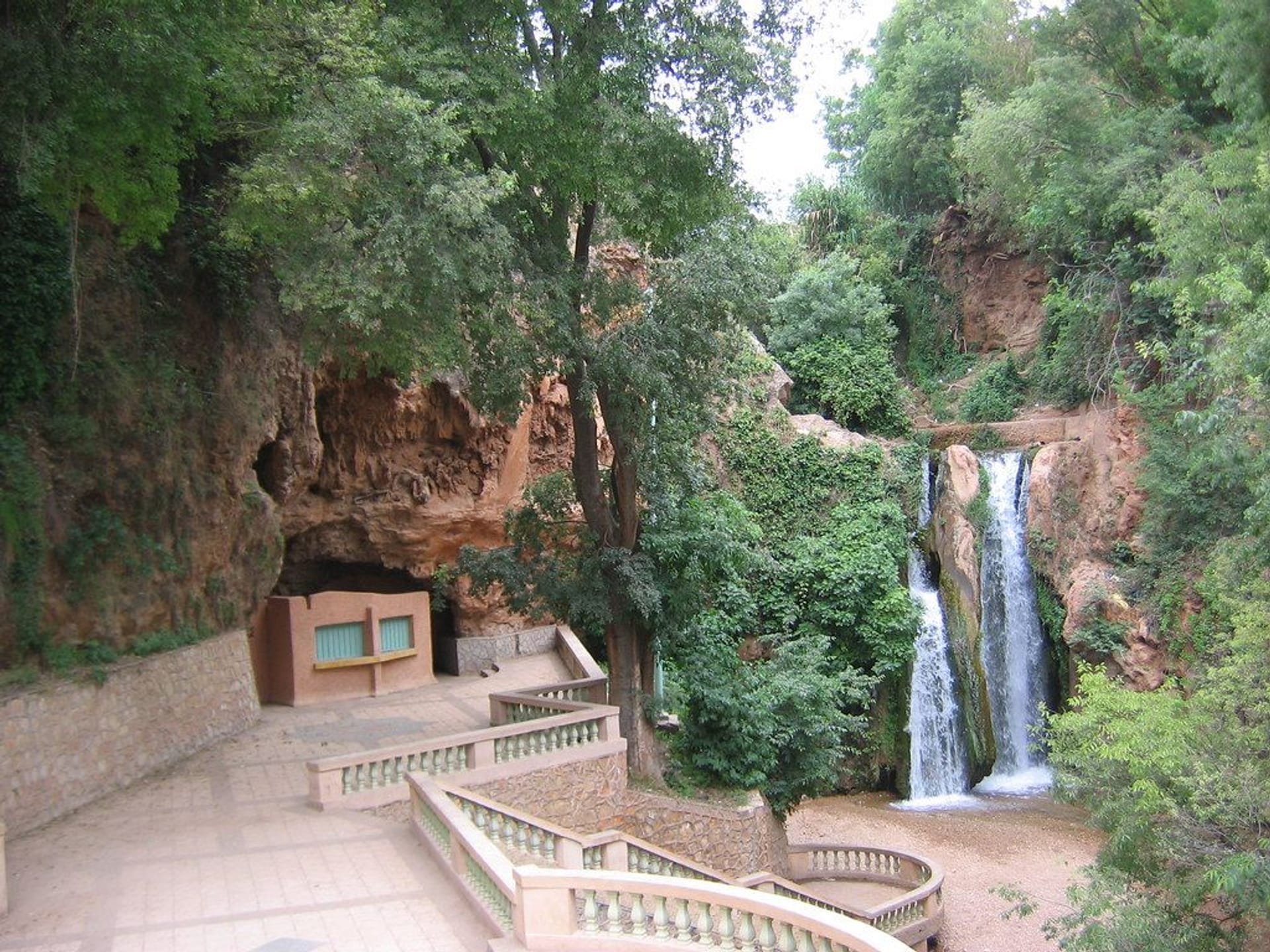 SEFROU, IFRAN, AZROU Y EL MEDIO ATLAS DESDE FEZ EN PRIVADO