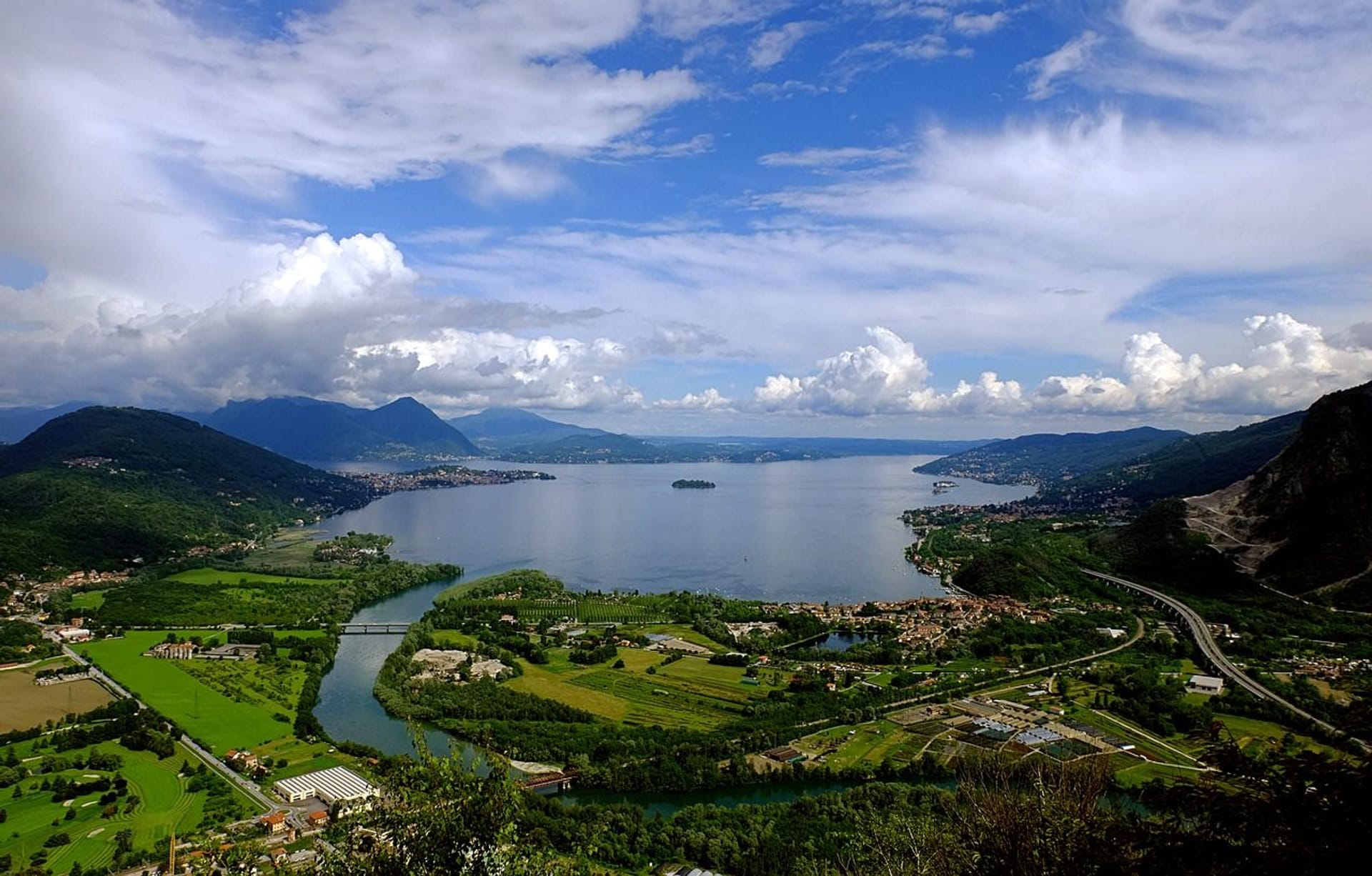 LAGO MAGGIORE DESDE MILÁN